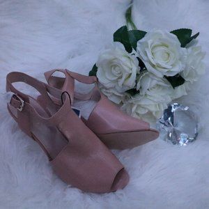 SANDAL HEEL